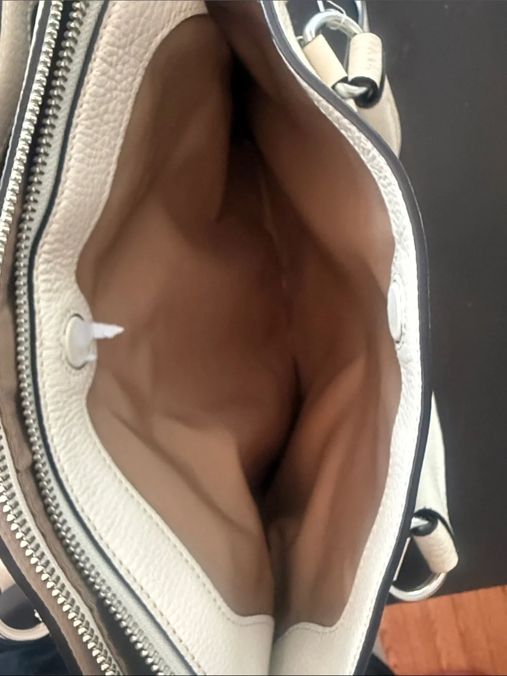 NWT Coach Pebbled Leather Shoulder Bag in Chalk